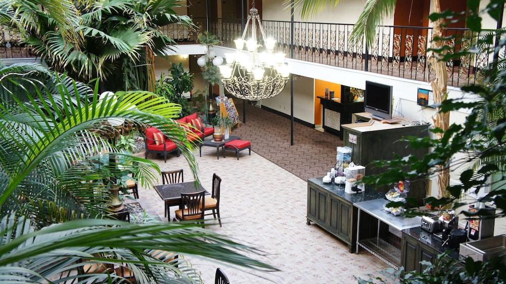 Governors Suites Hotel Oklahoma City Airport Area Bagian luar foto