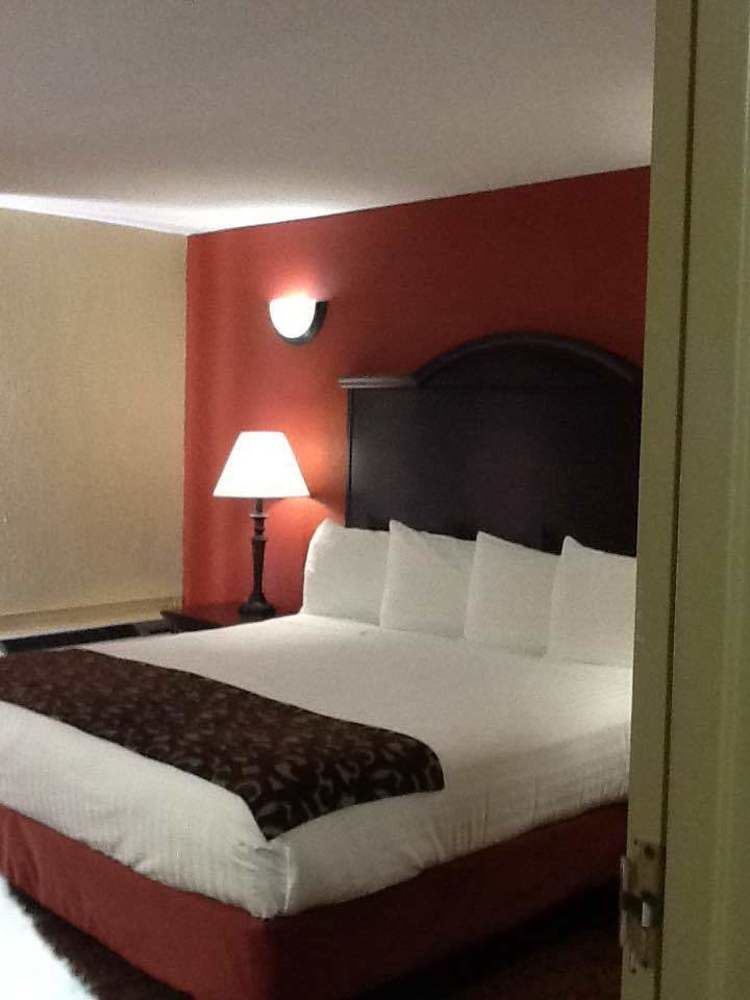Governors Suites Hotel Oklahoma City Airport Area Bagian luar foto