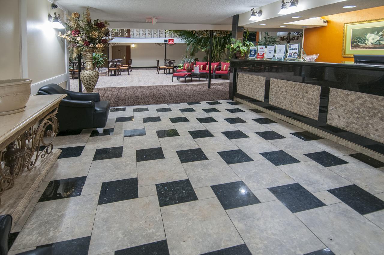 Governors Suites Hotel Oklahoma City Airport Area Bagian luar foto