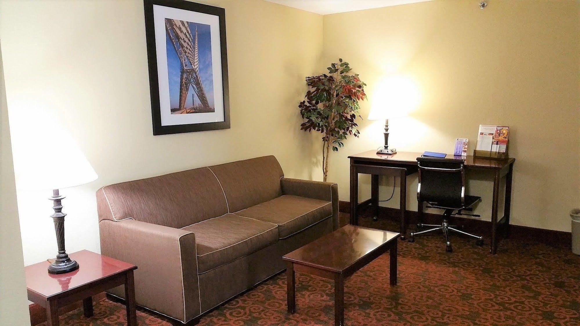 Governors Suites Hotel Oklahoma City Airport Area Bagian luar foto
